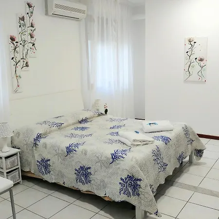 1 2 3 Stella Couette-café 3*