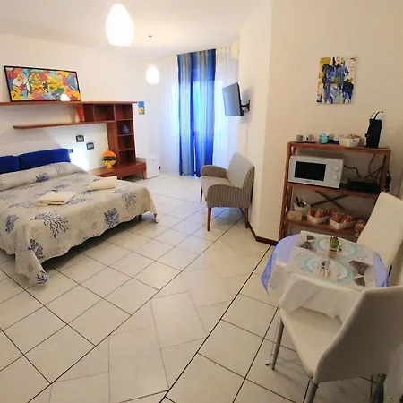 1 2 3 Stella Отель типа 